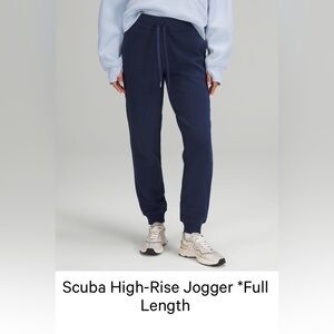 Lululemon Scuba Joggers in Night Sea blue